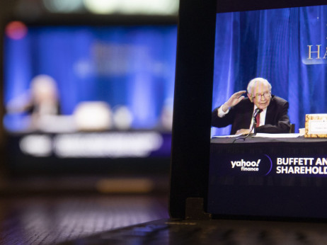 Mirovinski fond traži smjenu Buffetta u holdingu Berkshire Hathaway