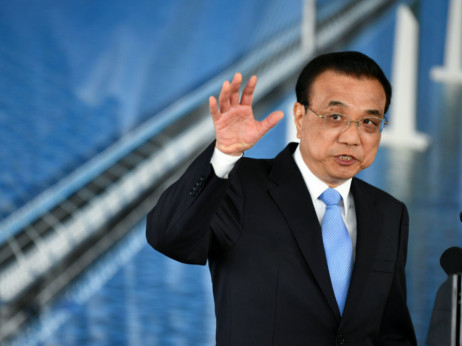 Kineski premijer Li po treći put upozorio na moguće usporavanje ekonomije zbog lockdowna