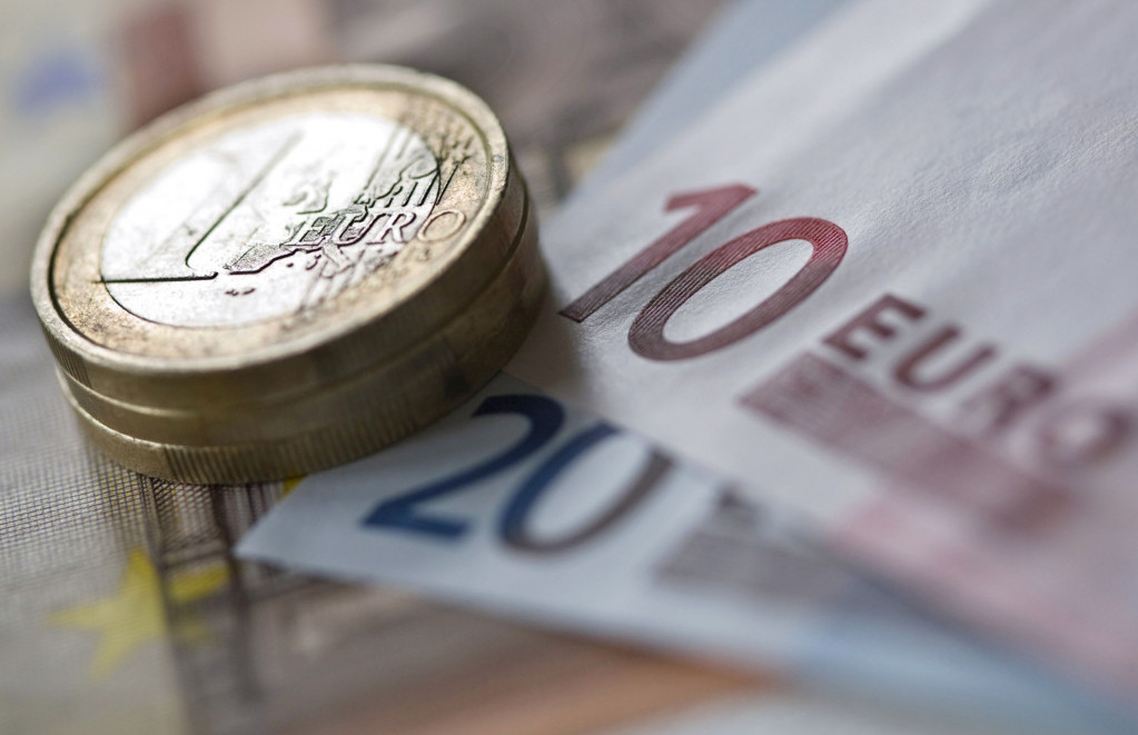 Bruxelles ne brine usporavanje rasta BDP-a i skok inflacije, "tehničke pripreme za euro idu po planu"