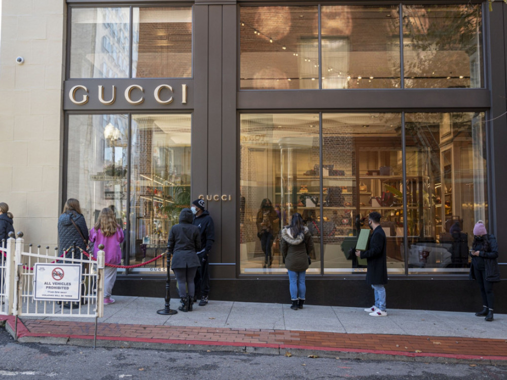 Za kupovinu u Gucciju više neće biti potreban stvaran novac