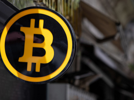Bitcoin blizu najniže cijene od 2021. godine, Ether pao 4,6 posto