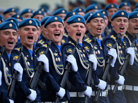 Putin na paradi u Moskvi optužio Zapad za sukob u Ukrajini