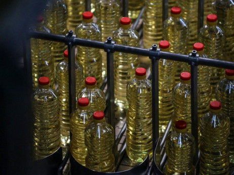 Država po tržišnoj cijeni kupila suncokretovo ulje za robne zalihe
