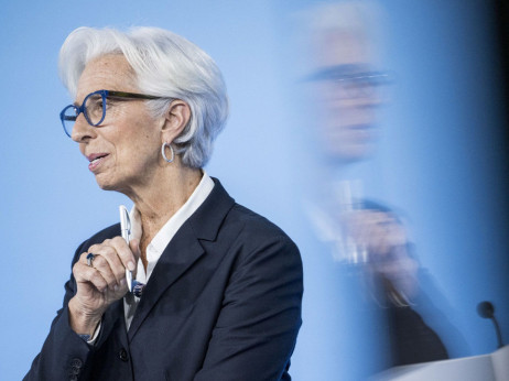 Lagarde: ECB do kraja rujna izlazi iz negativne kamatne stope