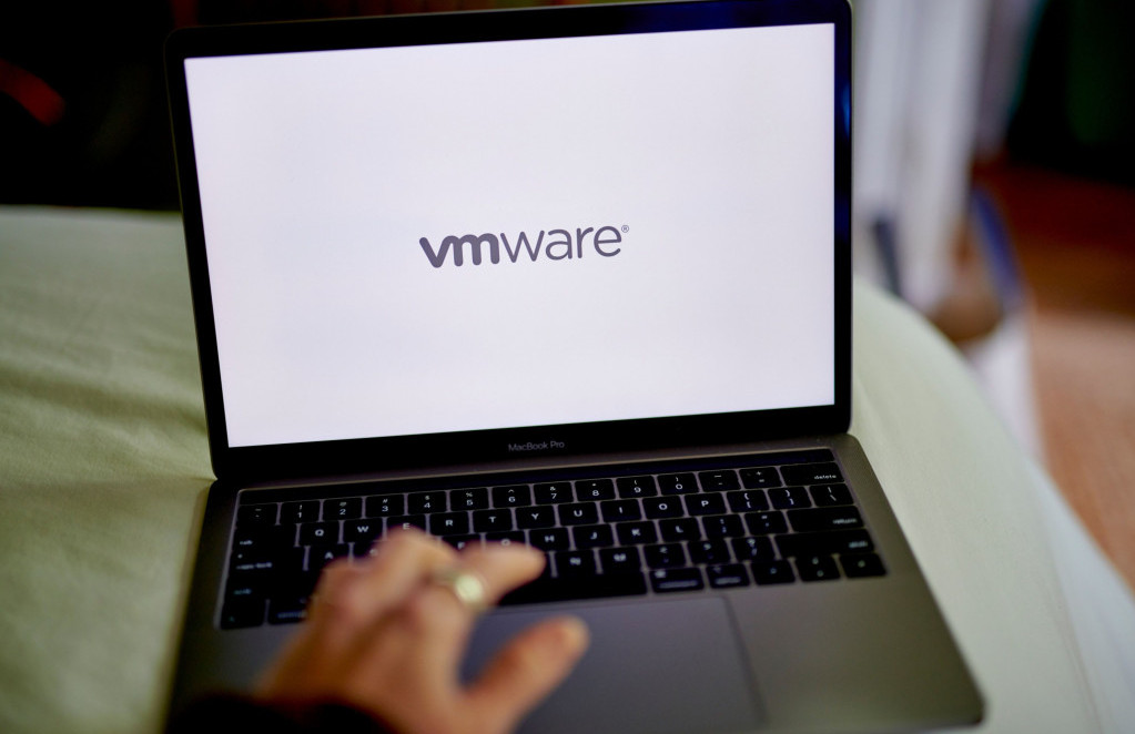 Broadcom u rekordnoj transakciji preuzima softversku tvrtku VMware