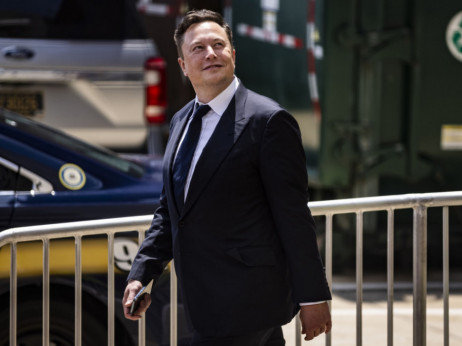 Musk ima loš predosjećaj o gospodarstvu, Tesla reže 10 posto radne snage