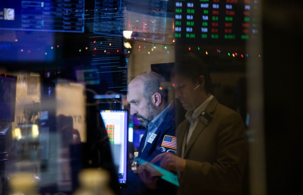 Wall Street u blagim plusevima, ulagači i dalje oprezni