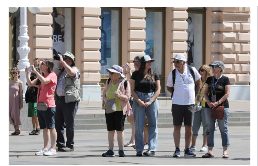 Strani turisti u prvih šest mjeseci ostavili u Hrvatskoj 3,85 milijardi eura