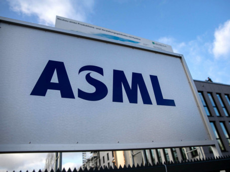 SAD blokirao izvoz ASML-ovih strojeva za proizvodnju čipova u Kinu
