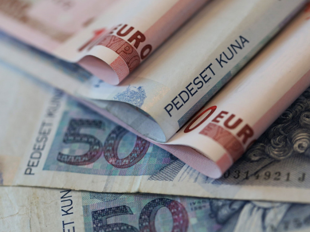 Madraci postali nepotrebni: U bankama Adria regije sve više depozita