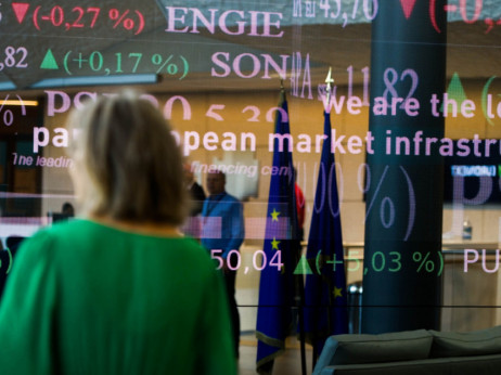 Europske burze podijeljene, Stoxx, FTSE i CAC zeleni, DAX i Ibex crveni