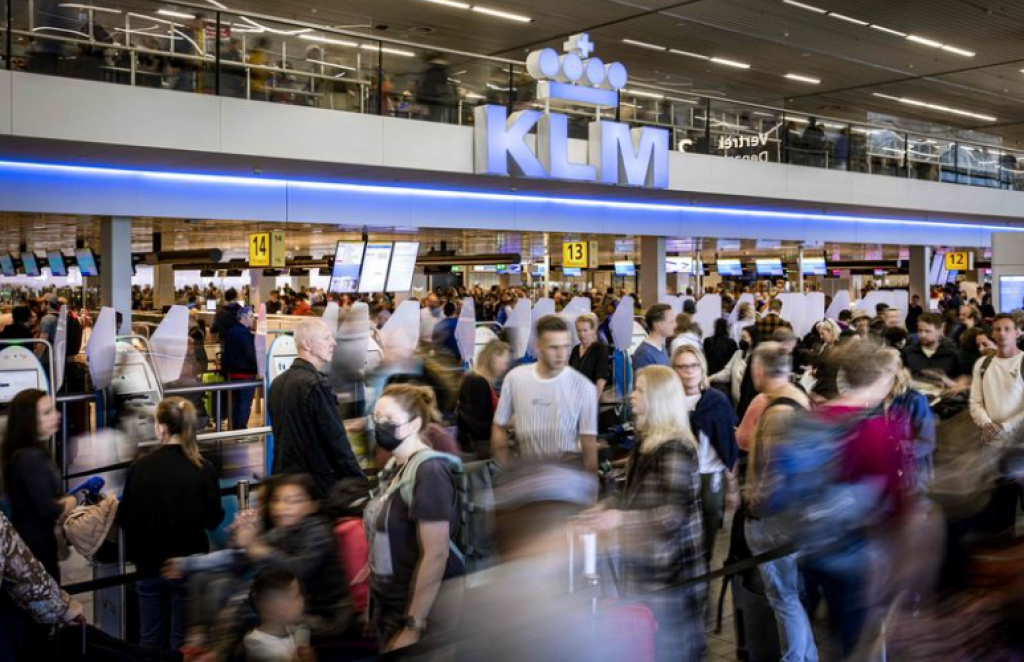 Kroz hrvatske zračne luke prošlo 228 posto putnika više nego lani