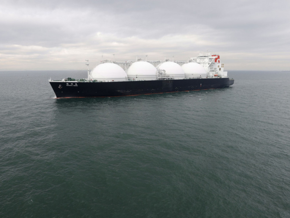 Cijena nafte stabilna, Katar obustavio isporuku plina Crvenim morem