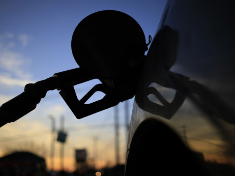 Američka inflacija zahvaljujući cijenama goriva usporila brže od očekivanja
