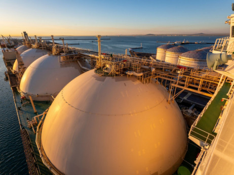 Vlada širi kapacitet LNG terminala i gradi novi plinovod