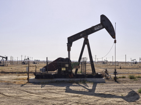 Blagi pad cijena nafte nakon dvodnevnog rasta, a uoči sastanka OPEC+