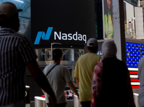 Nasdaq indeks u ponedjeljak pao na najnižu razinu u više od dvije godine