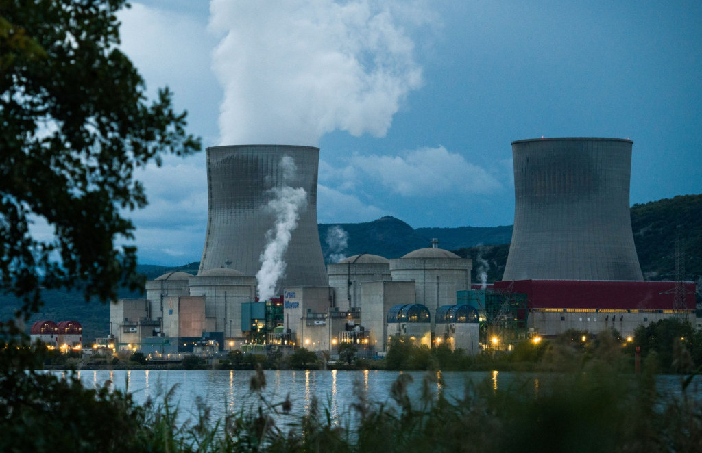 Francuska želi vratiti nuklearne elektrane u pogon do siječnja i izbjeći redukcije