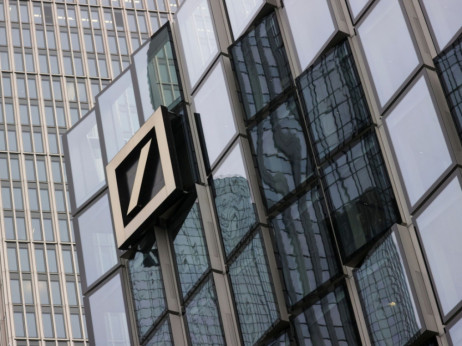 Deutsche Bank zainteresiran za otkup dijela poslovanja Credit Suissea