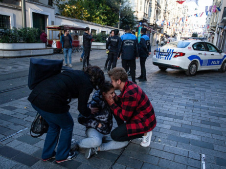 Turski dužnosnici u eksploziji u Istanbulu sumnjaju na terorizam