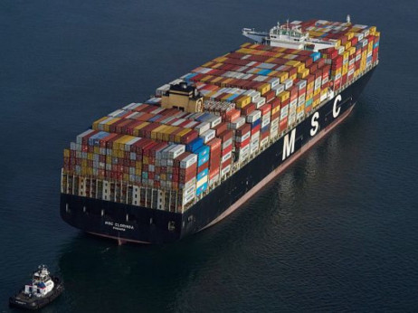 Maersk najavio povratak u Crveno more pod zaštitom SAD-a