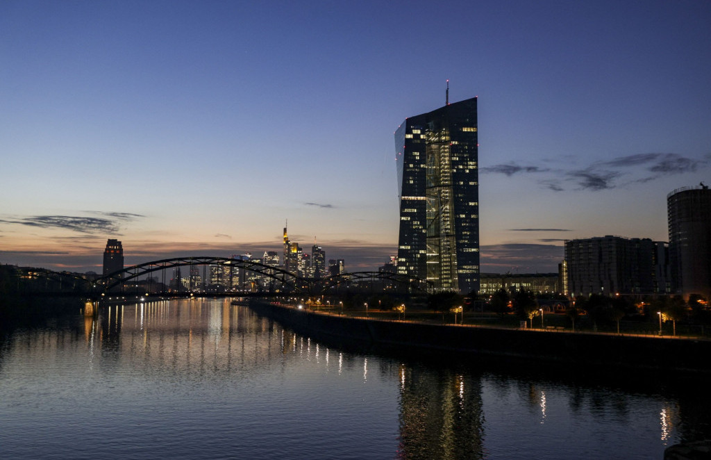 ECB možda već u prosincu ublaži visinu dizanja kamatne stope
