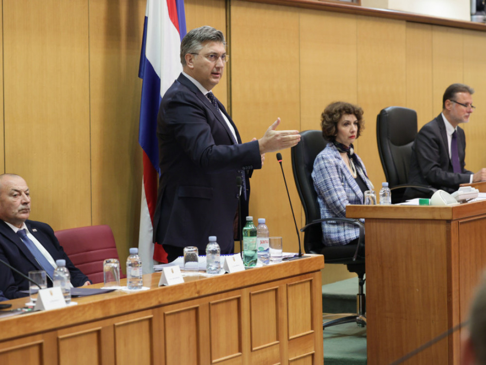 Nastavljaju se pregovori o sastavljanju vlade i parlamentarne većine