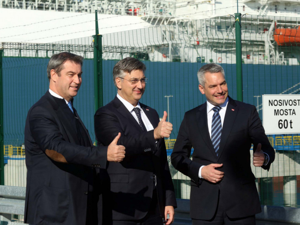 Plenković Nehammeru i Söderu predstavio LNG terminal na Krku