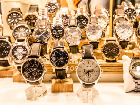 Ovo je popis najboljih satova za poklon, a da nisu Rolex ili Patek
