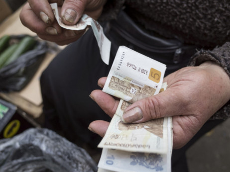 Ruski rat valute susjednih zemalja pretvorio u prvake tečajnih listi