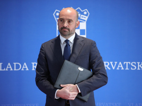 Otišao Paladina kojem je Plenković zamjerio "nestvarno sporu obnovu"
