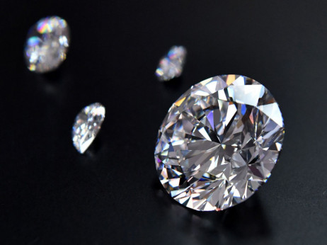 Fosun razmatra prodaju tvrtke za procjenu dijamanata za 200 milijuna eura