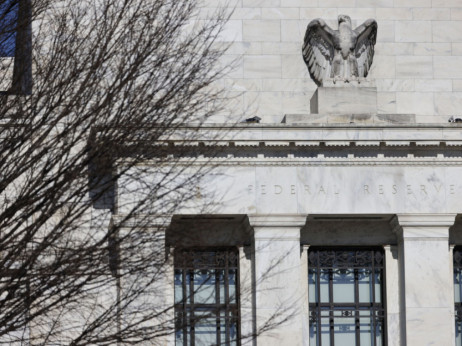 Fed zbog potresa oko SVB-a razmatra pauzu od dizanja kamatnih stopa