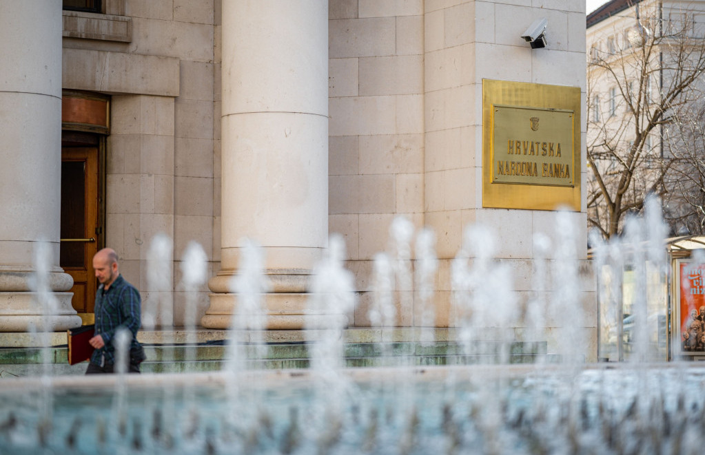 Do kraja godine poduzetnici mogu očekivati nešto blaže, a građani strože uvjete za kredite