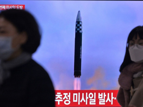 Uoči samita u Tokiju, Sjeverna Koreja lansirala projektil