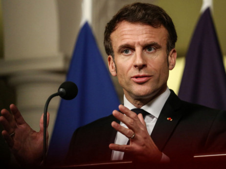 Macron ne odstupa od mirovinske reforme:  "U mirovnu sa 64."