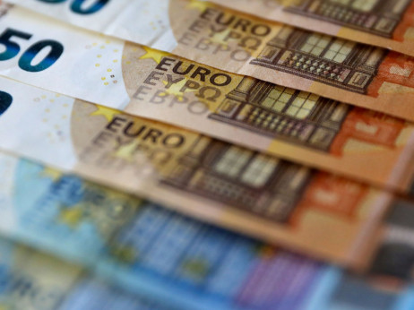 Neto plaća u Hrvatskoj u siječnju realno 0,4 posto manja