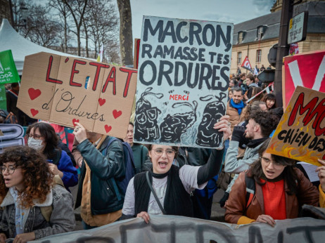 Francusko ustavno vijeće na Macronovoj strani – odobrilo mirovinski zakon