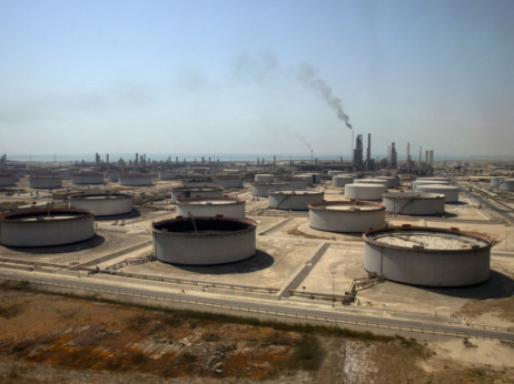 Saudijci i Rusi ograničavanjem proizvodnje nastoje dići cijenu nafte