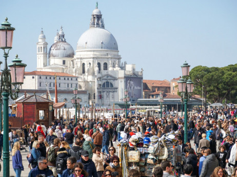 Italija u riziku za prebacivanje u kategoriju investicijskog 'smeća'