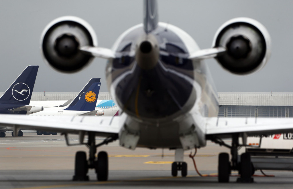 Stižu velike promjene, EU počinje dekarbonizaciju zrakoplovnog sektora