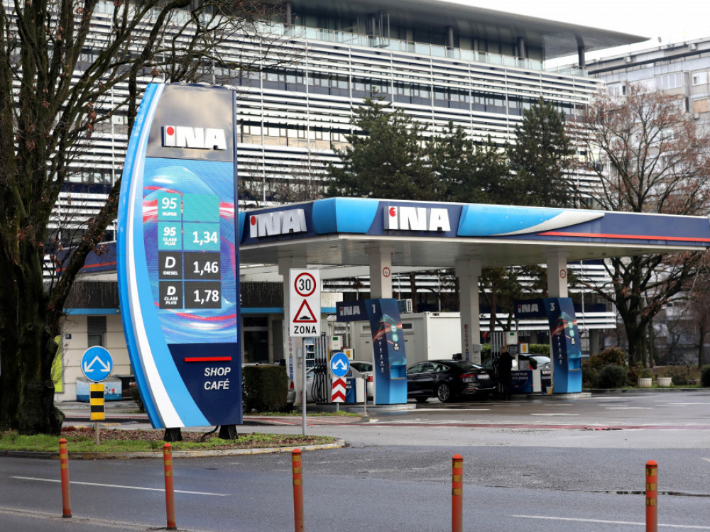 Isplata visokih dividendi mogla bi povećati zaduženost Ine