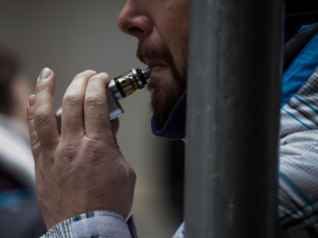 Australija zabranjuju e-cigarete i vaping
