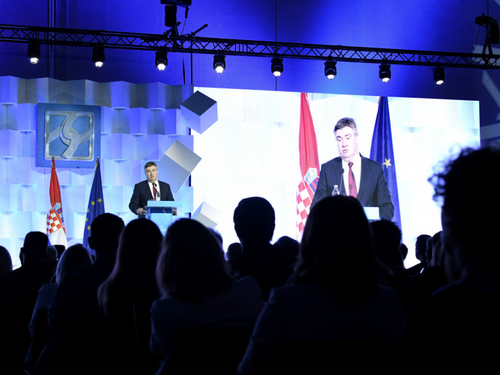 SDP-ov plan C - Milanović će na europske izbore, osam dana paralelke?