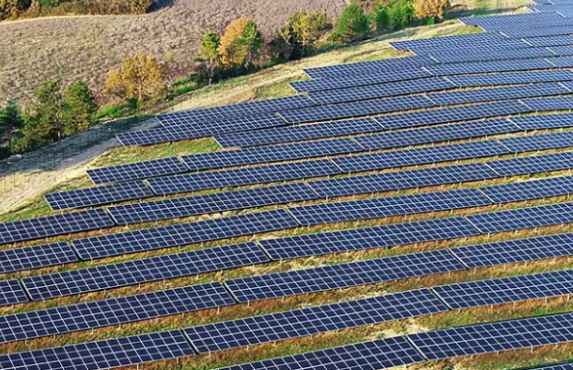 Poljoprivrednici i ulagači nisu oduševljeni idejom o solarima na poljima