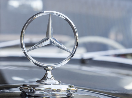 Mercedes-Maybach paketom Night Series piše novo poglavlje luksuza