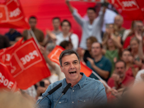 Španjolci glasaju, konzervativci pokušavaju svrgnuti Sancheza