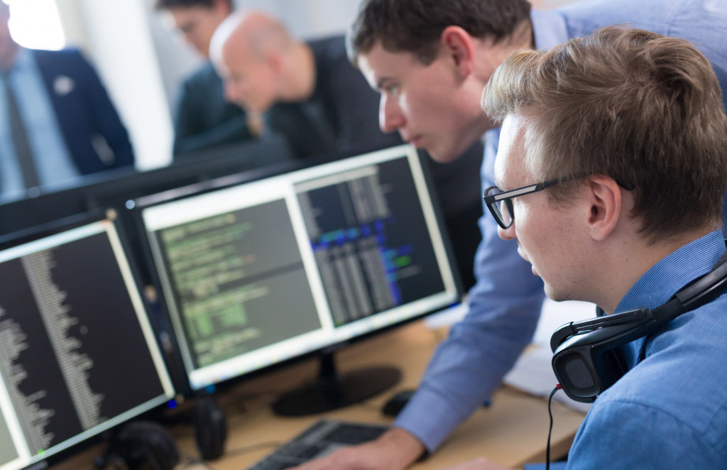 Panika među ulagačima: Nova rasprodaja na burzama i kriptotržištima