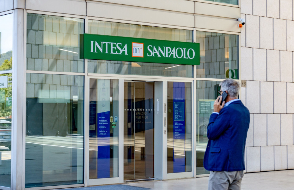 Talijanska vlada ublažila prijedlog poreza na banke, tržište mirnije