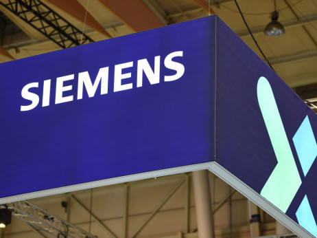Siemens i Microsoft razvijaju UI asistenta za proizvodnju